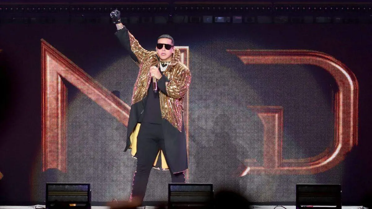 Daddy Yankee destila “Gasolina” en su despedida de la CDMX